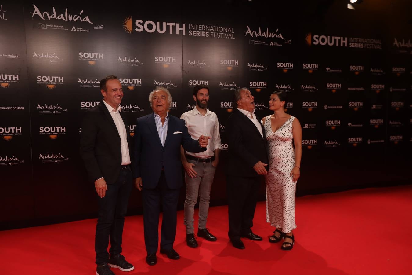 Alfombra roja: Cádiz recibe a las estrellas del South al ritmo de la Macarena