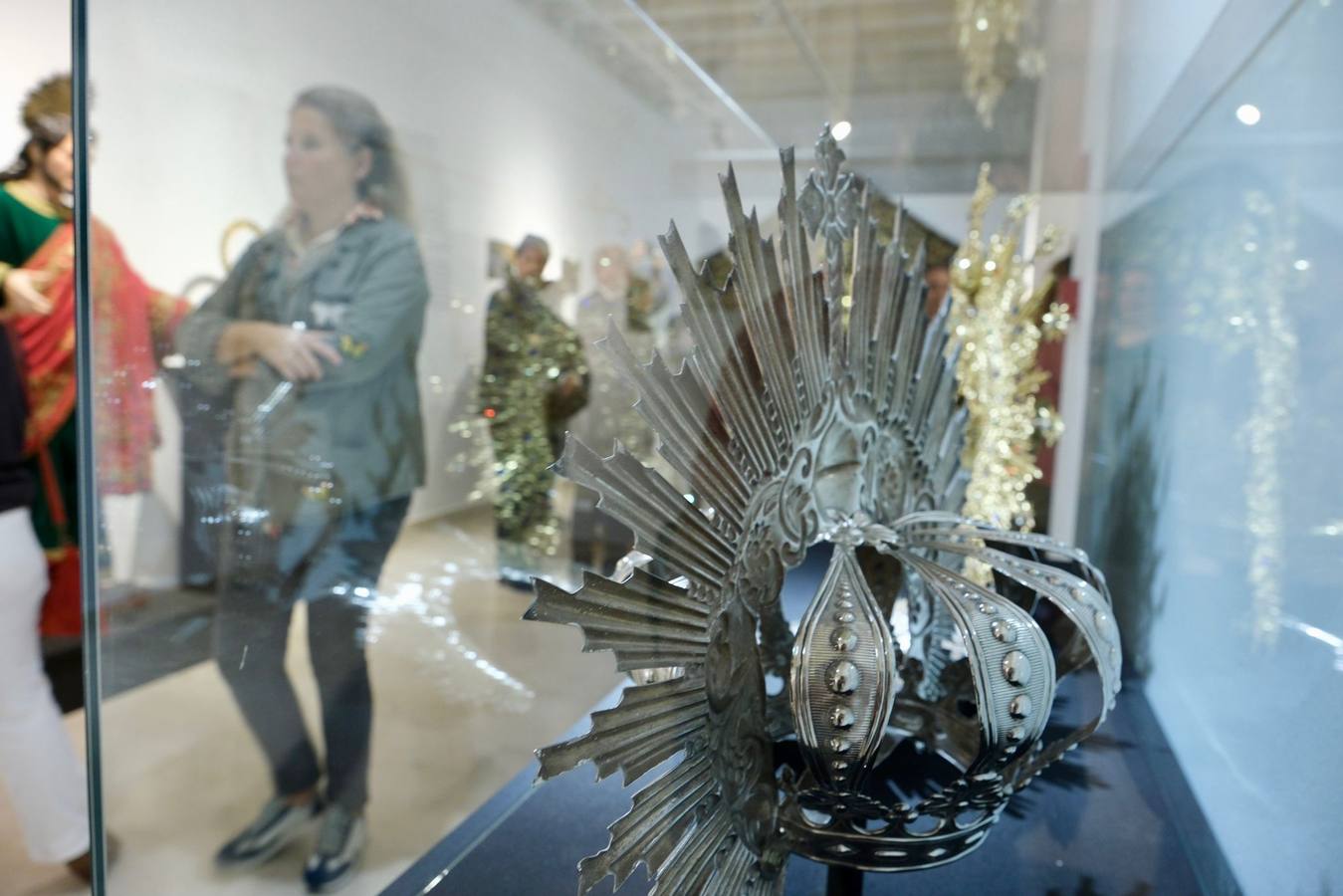 Fotos: Inaugurada la muestra de la hermandad del Caminito en la Fundación Cajasol