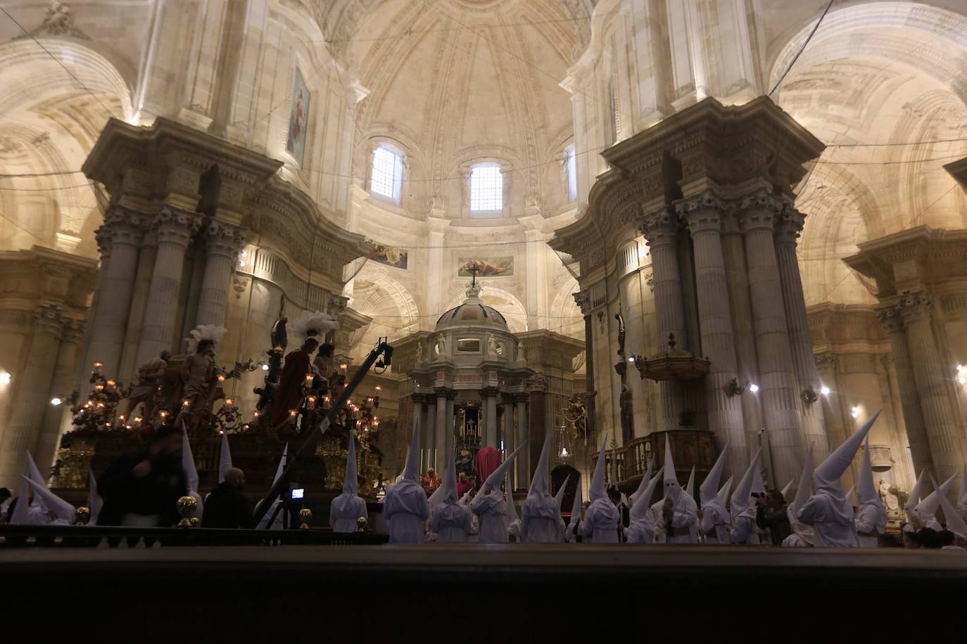 Fotos: El Despojado en el Domingo de Ramos en la Semana Santa de Cádiz 2024