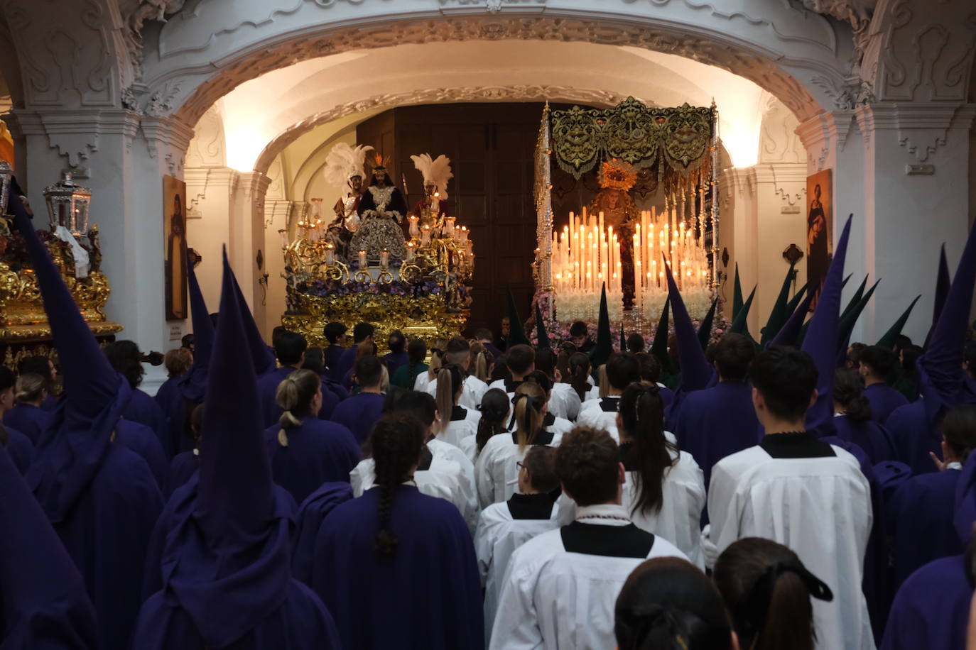 Fotos: Cigarreras decide suspender la estación de penitencia y se queda en Santo Domingo