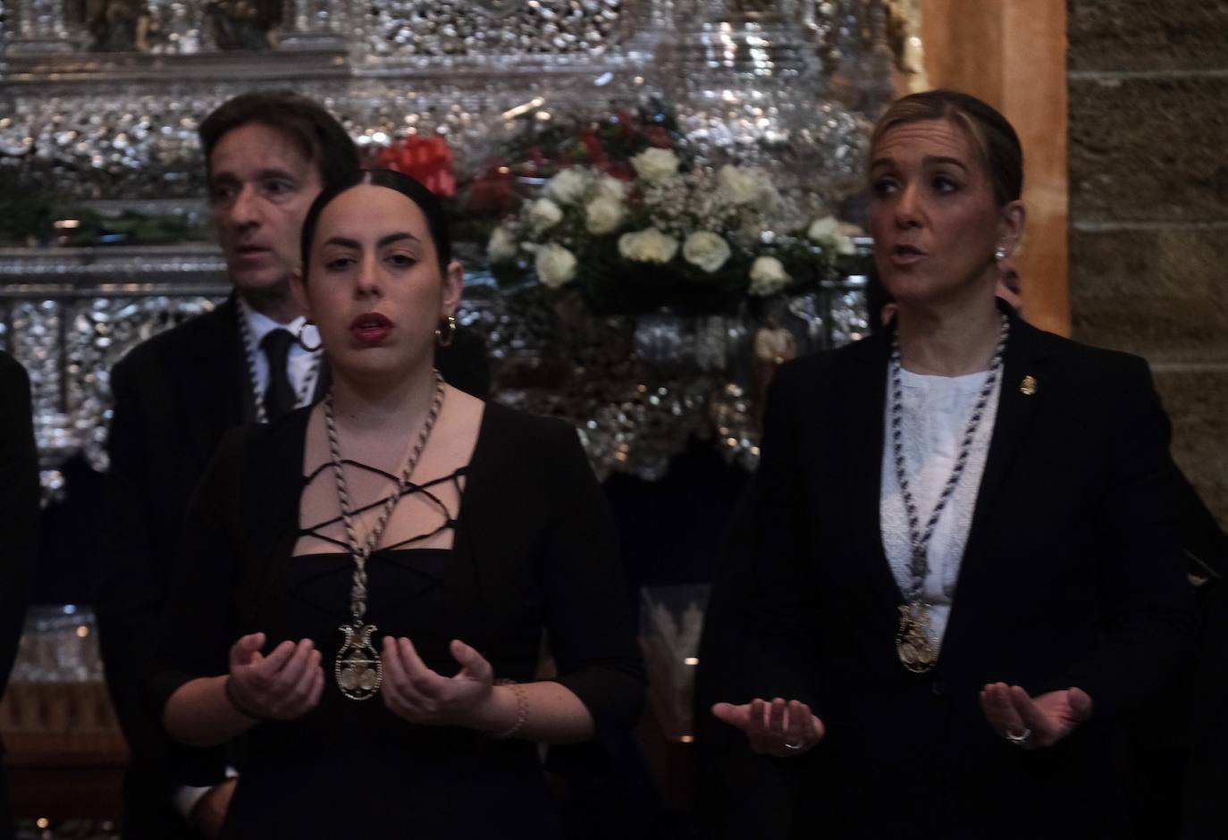 Fotos: Santo Entierro este Sábado Santo en la Semana Santa de Cádiz 2024