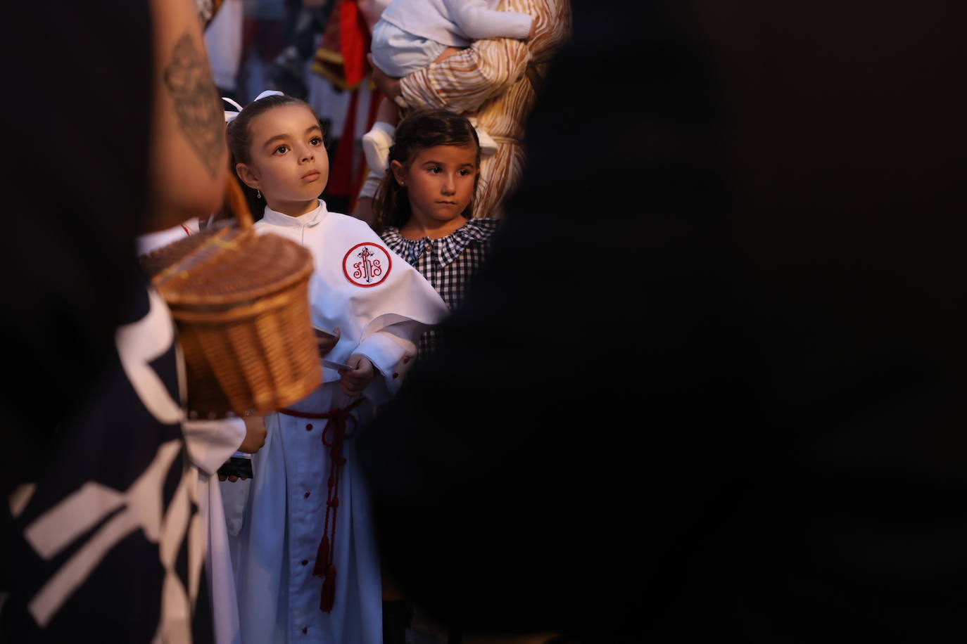 Fotos: Procesión extraordinaria de la Sagrada Cena en Cádiz