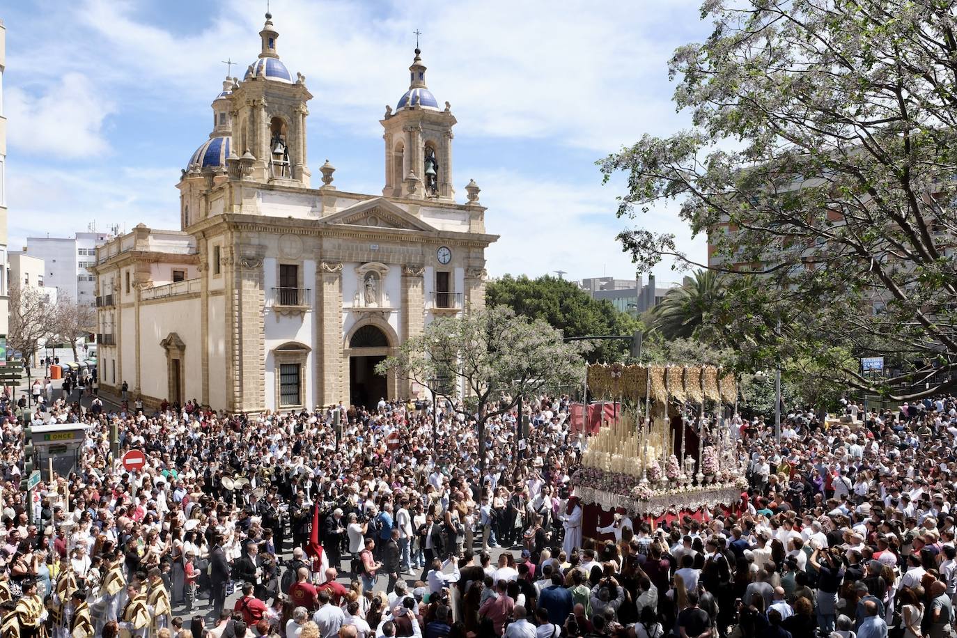 Las imágenes de la Borriquita en la Semana Santa de Cádiz 2025