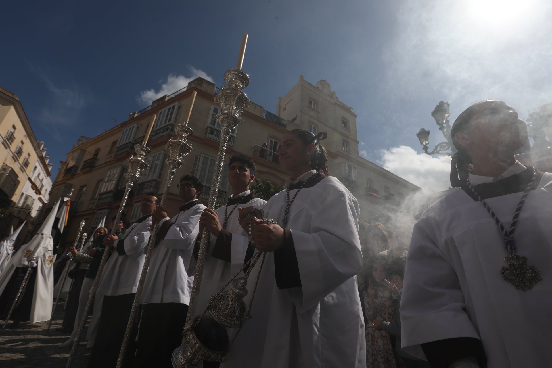 Las imágenes de Nazareno del Amor en la Semana Santa de Cádiz 2025