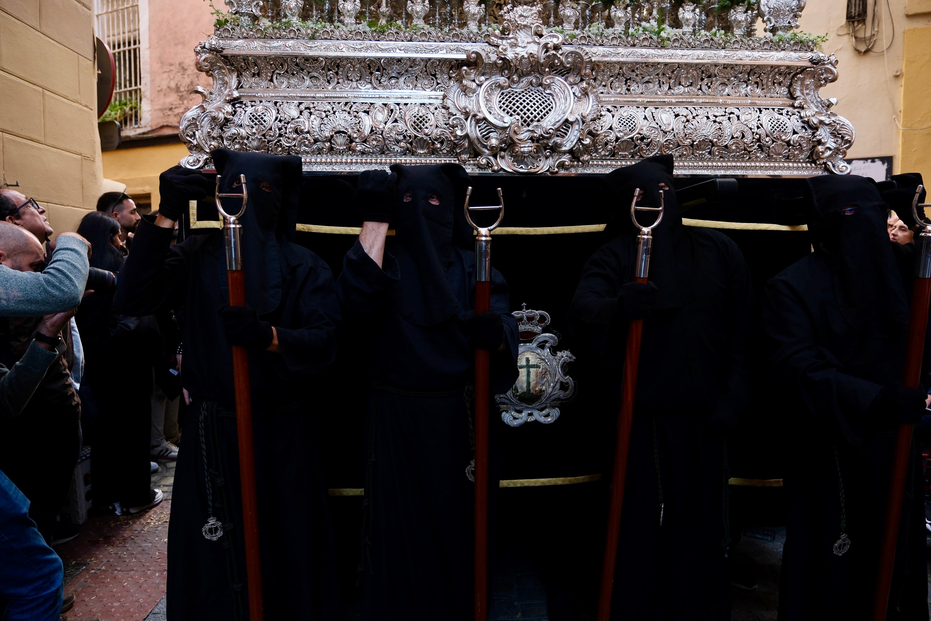 Las imágenes de Vera-Cruz en la Semana Santa de Cádiz 2025