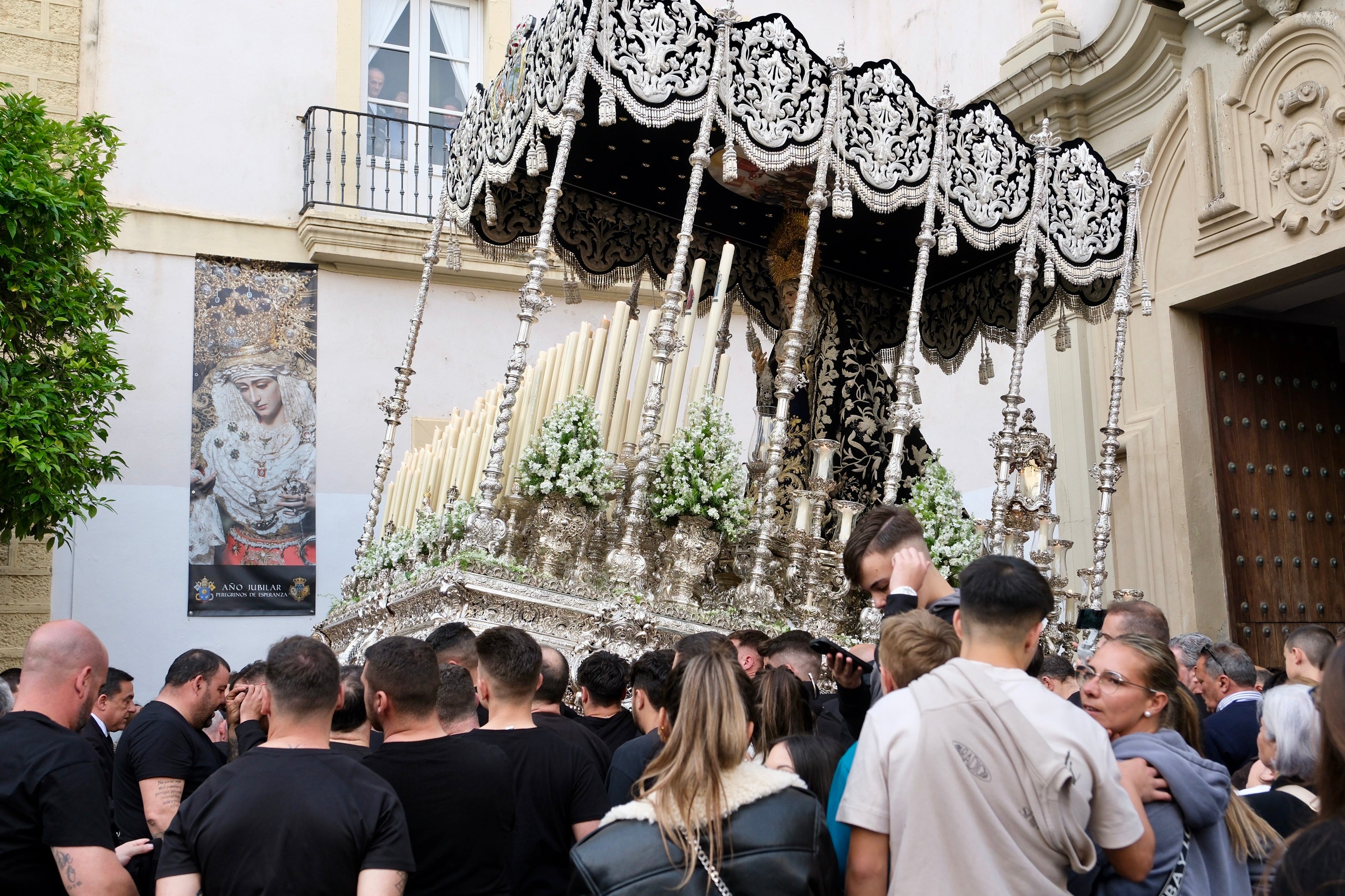Las imágenes de Vera-Cruz en la Semana Santa de Cádiz 2025