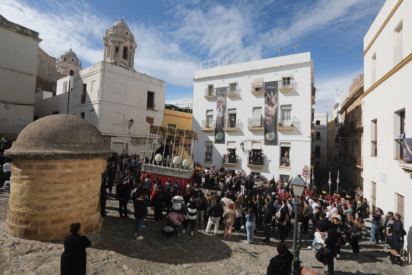Las imágenes de Sanidad en la Semana Santa de Cádiz 2025