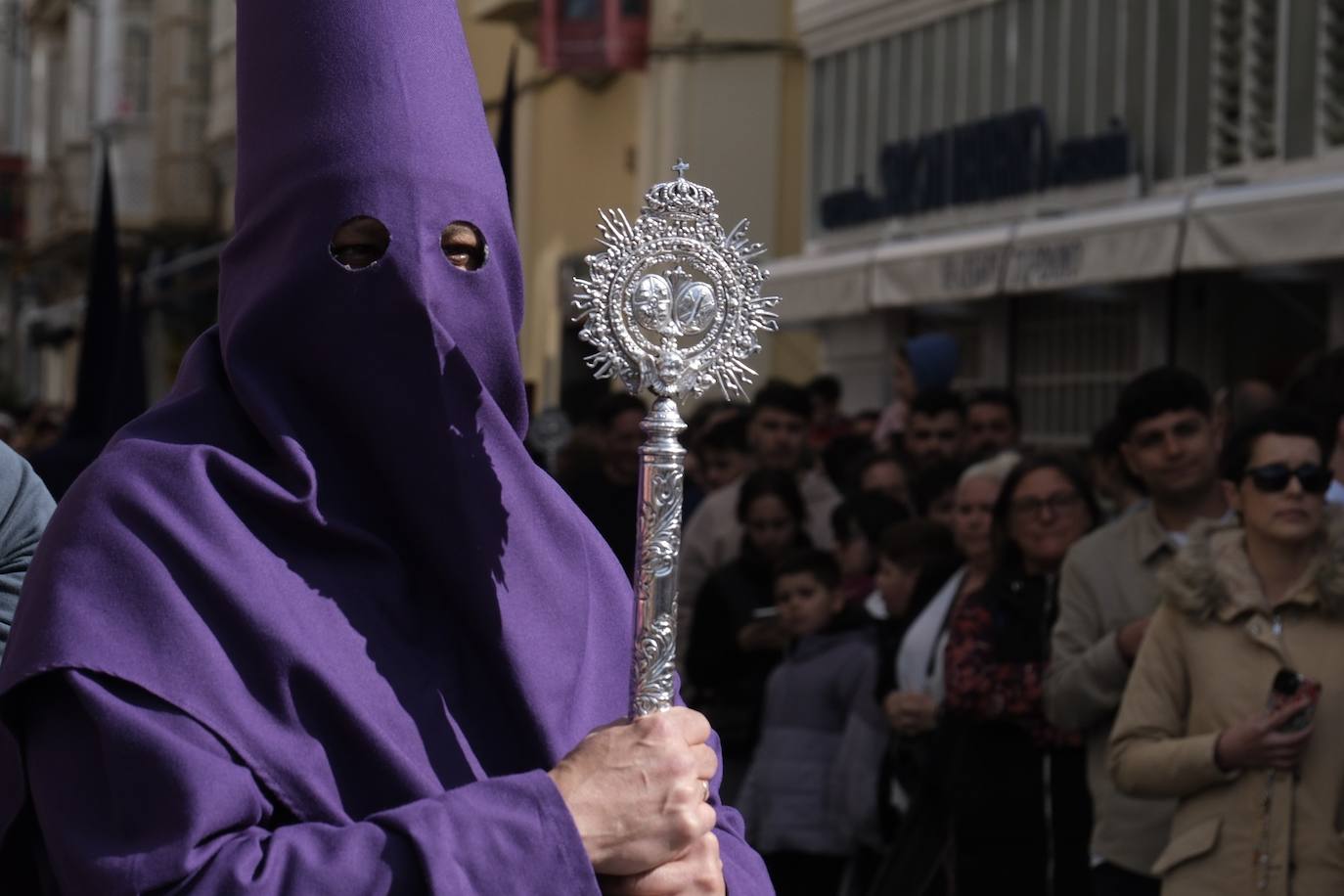 Las imágenes de Columna en la Semana Santa de Cádiz 2025
