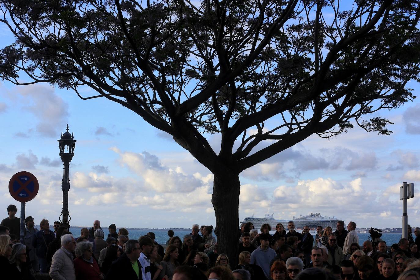 Las imágenes del Caminito en la Semana Santa de Cádiz 2025