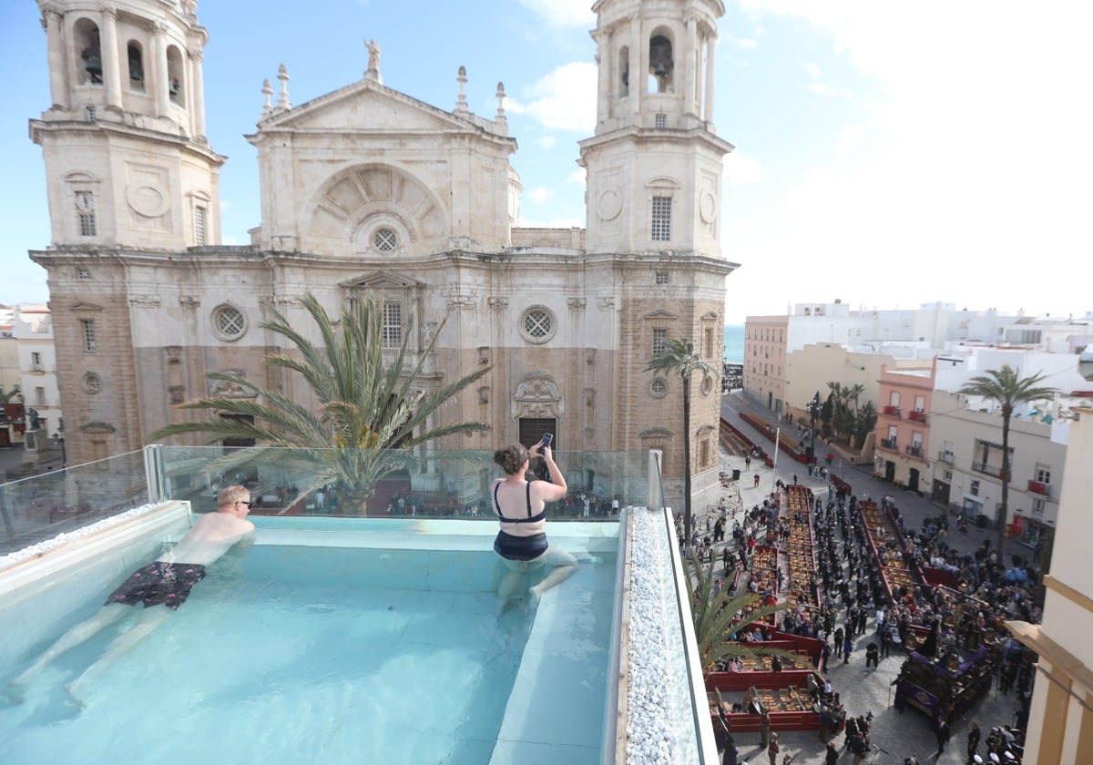 Una de las grandes imágenes que dejó ayer el Martes Santo