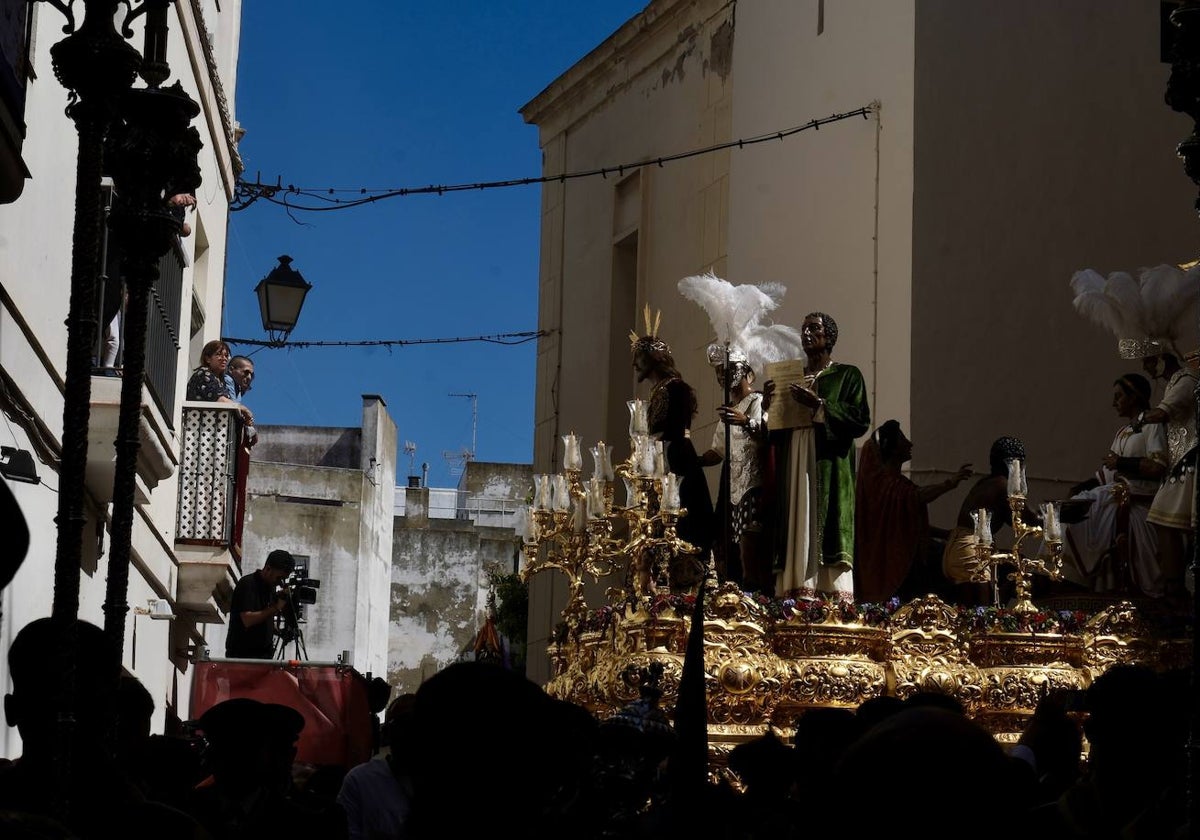 Las imágenes de Sentencia en la Semana Santa de Cádiz 2025