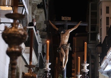 Fotos: Buena Muerte el Viernes Santo en la Semana Santa de Cádiz 2025
