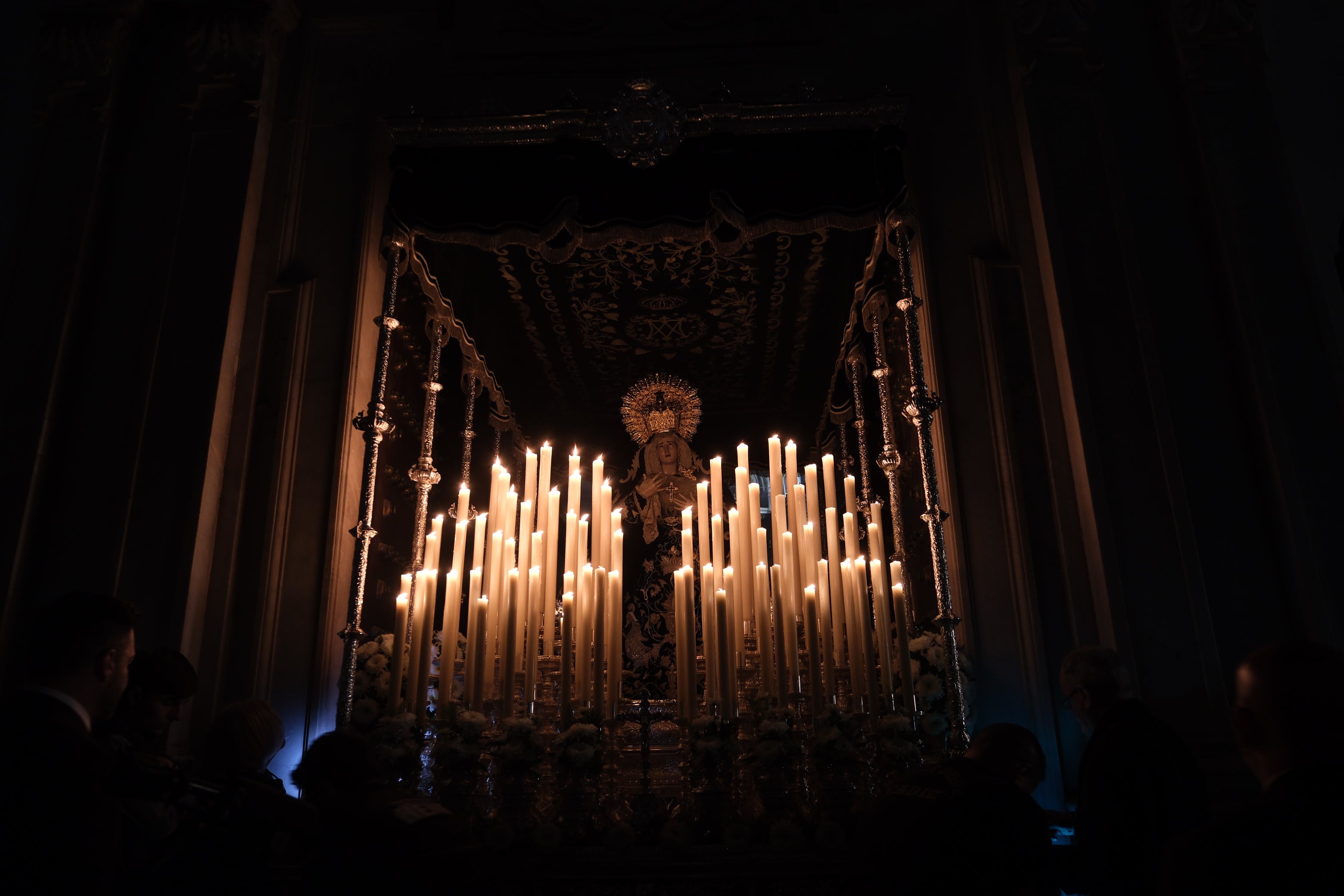Fotos: Buena Muerte el Viernes Santo en la Semana Santa de Cádiz 2025