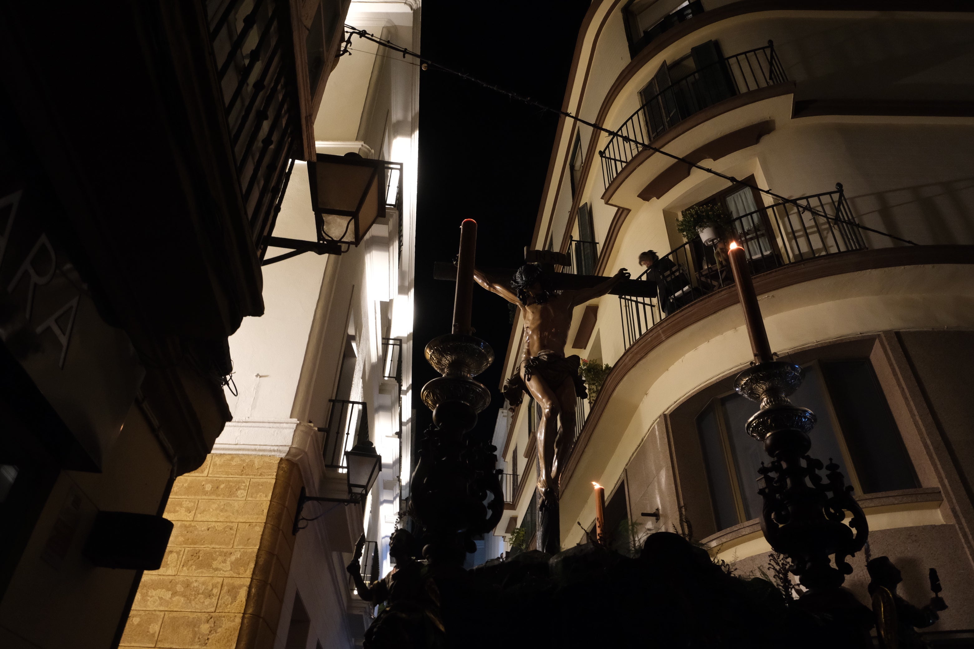 Fotos: Buena Muerte el Viernes Santo en la Semana Santa de Cádiz 2025