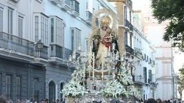 La hermandad de los Desamparados celebra sus cultos