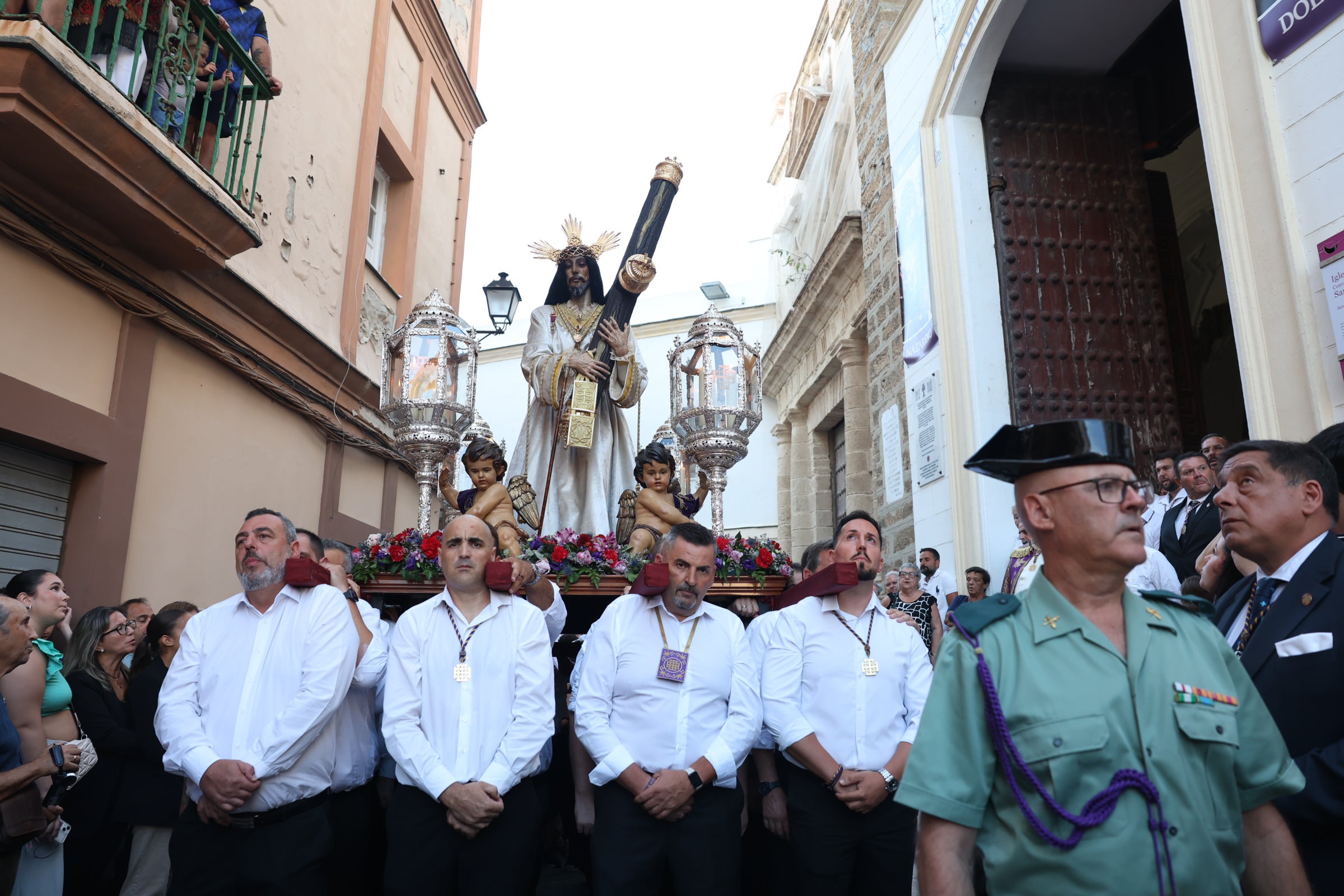 Las imágenes del comienzo de la Peregrinación Extraordinaria del Nazareno