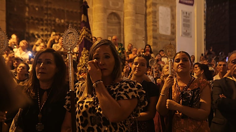 Emoción a las puertas de Santa María