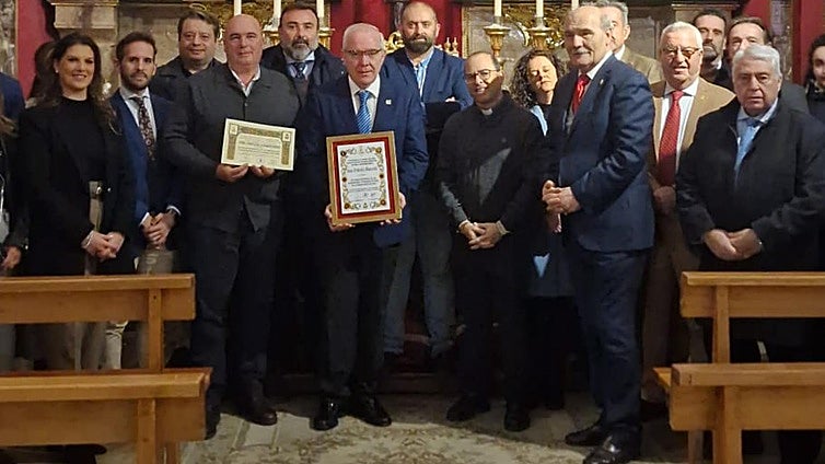 La archicofradía de La Palma recibe el nombramiento oficial para presidir el próximo Vía Crucis de Cádiz