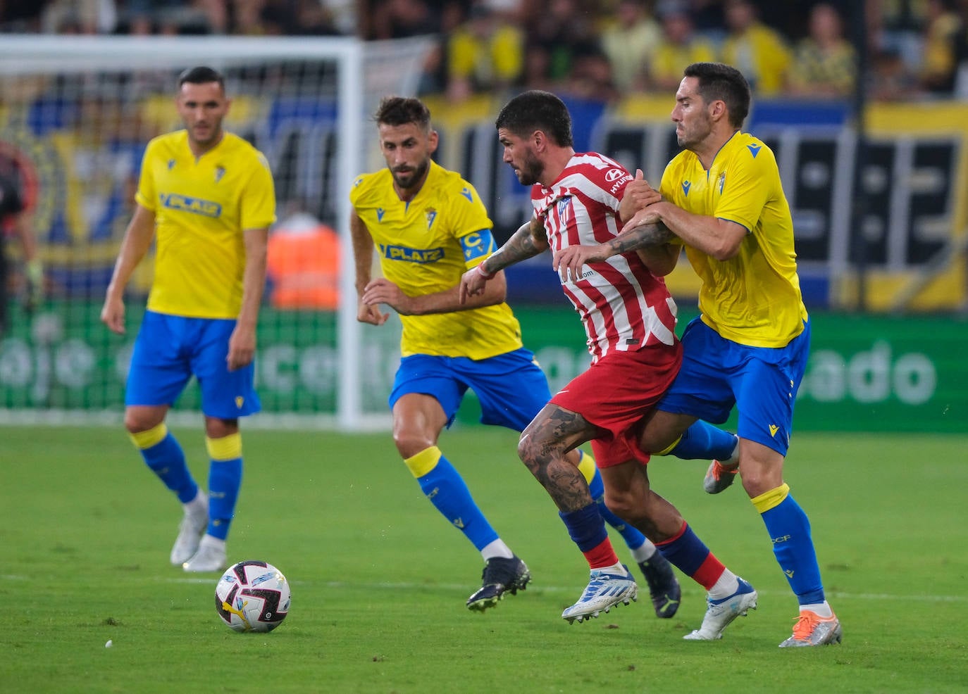 Las imágenes del Cádiz CF- Atlético de Madrid en el Trofeo Carranza