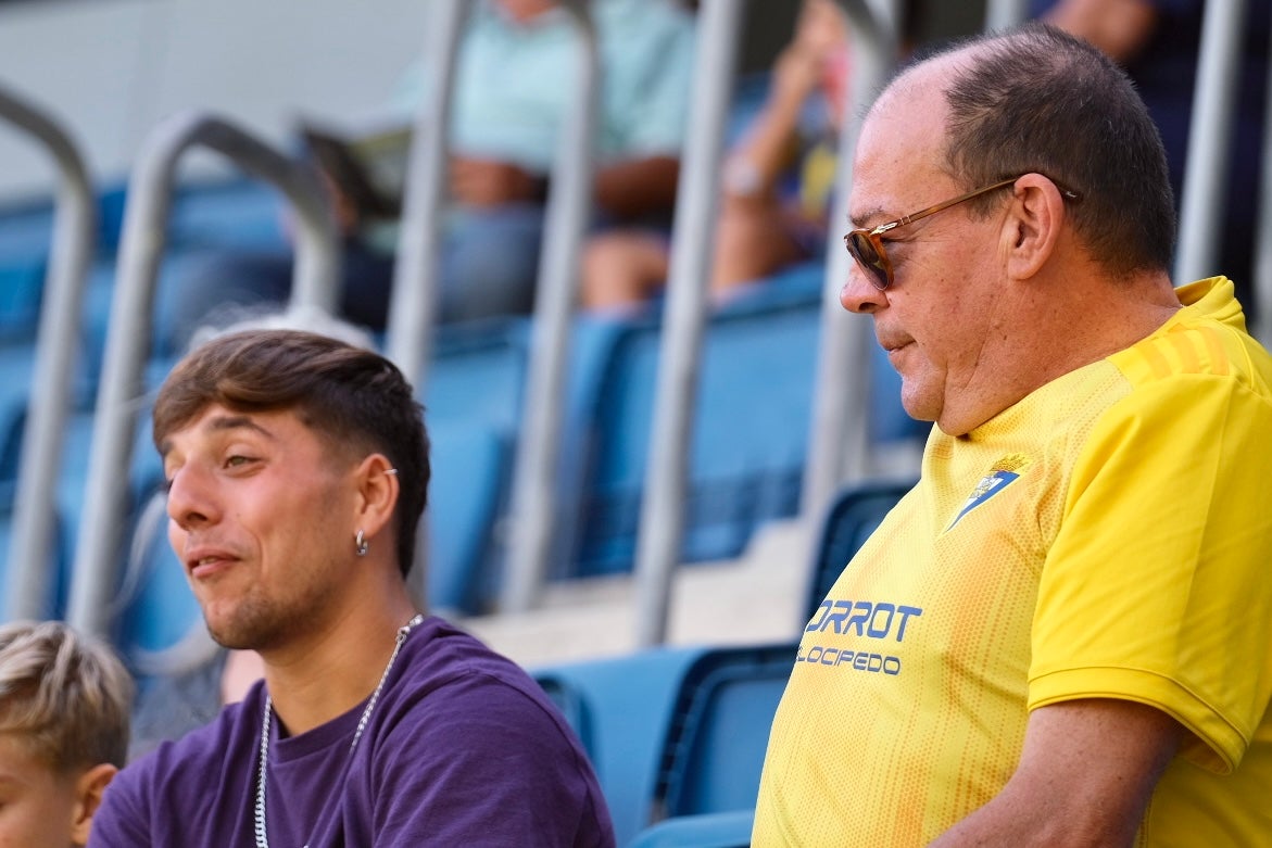 Fotos: Búscate en las imágenes del partido entre el Cádiz y el Villarreal