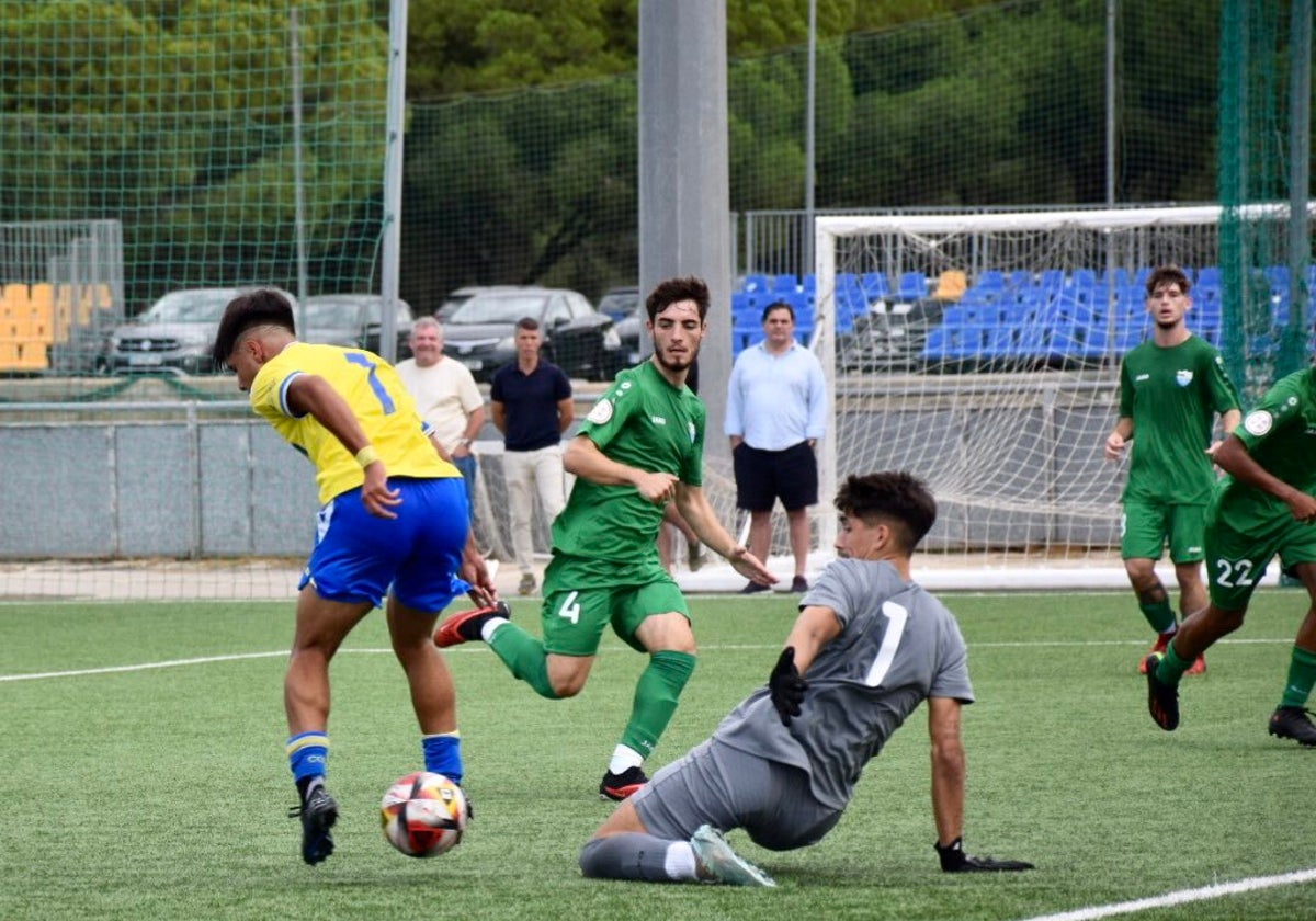 Sergio NIza en el momento del gol