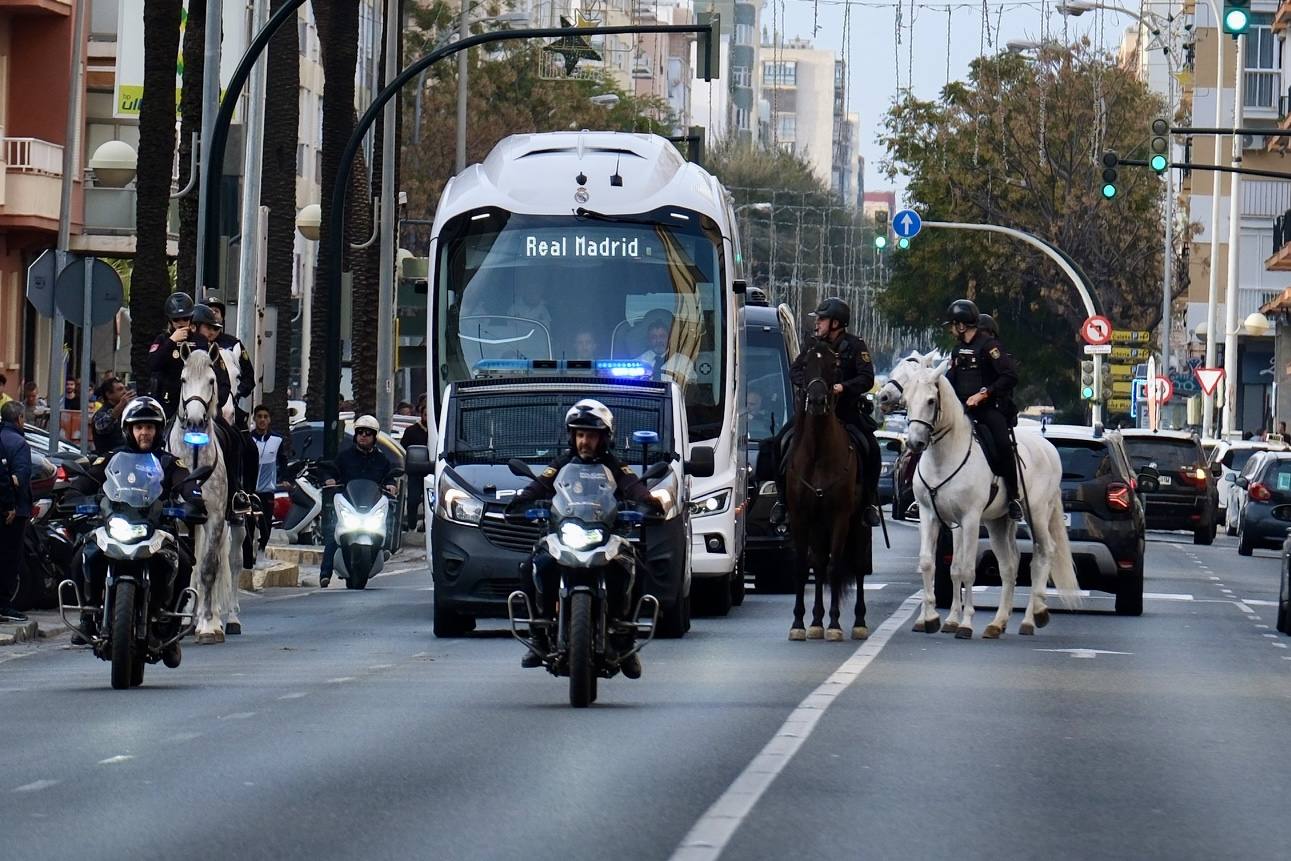 FOTOS: Llegada de Cádiz y Real Madrid al estadio