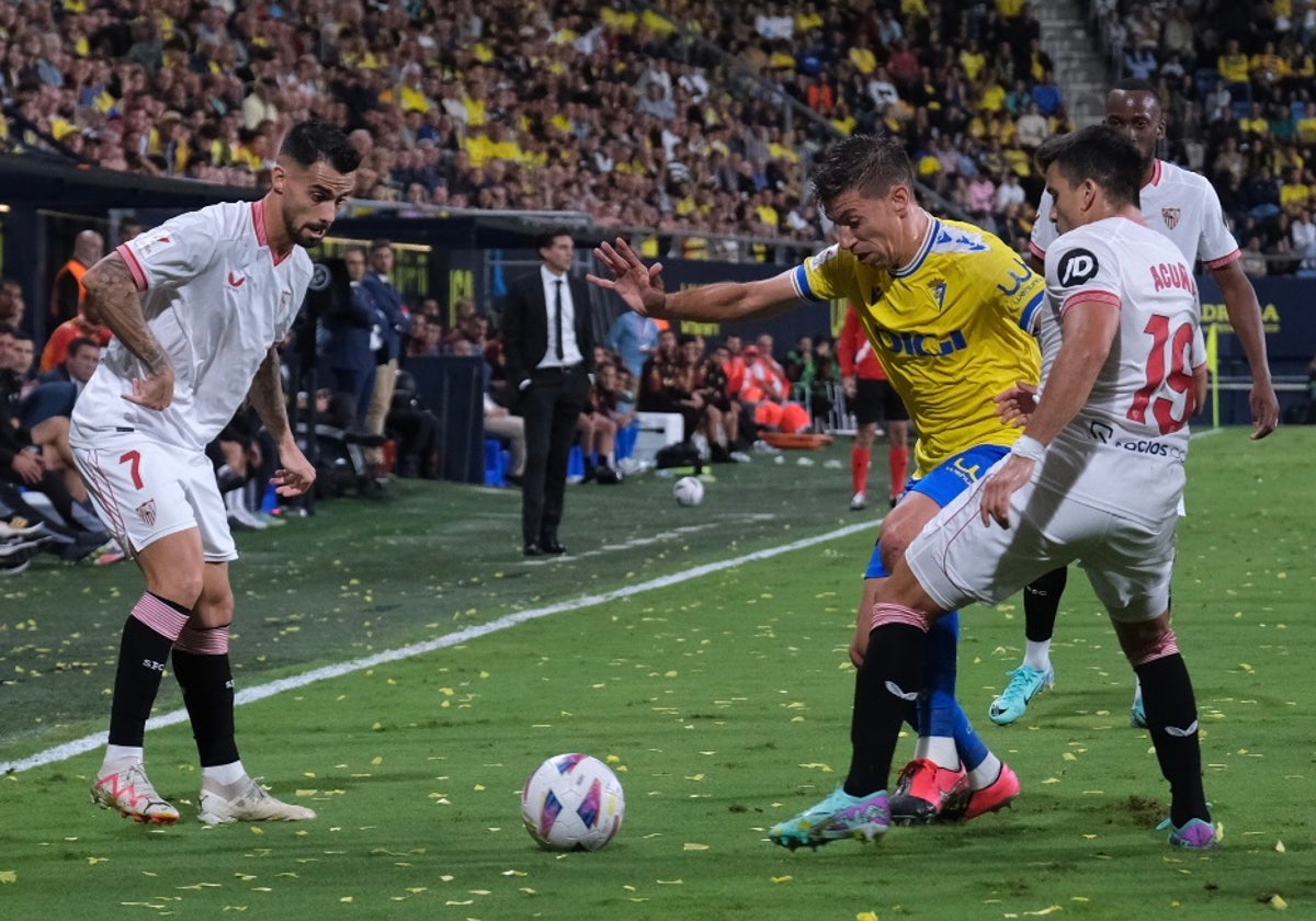 Rubén Alcaraz es determinante y clave en el engranaje del Cádiz CF de Sergio González.