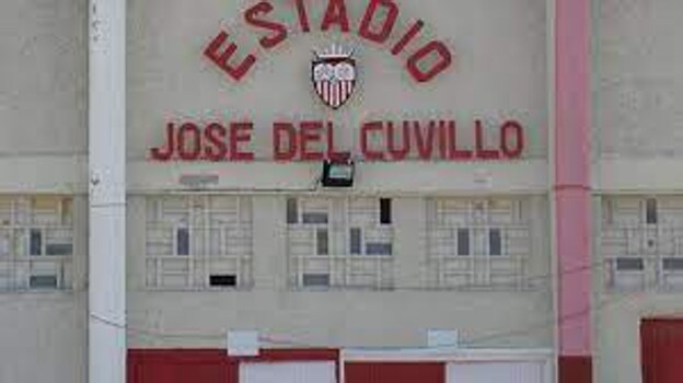 Imagen exterior del Estadio José del Cuvillo.