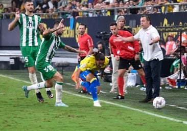 El Cádiz - Betis, el mismo día de la final del Falla