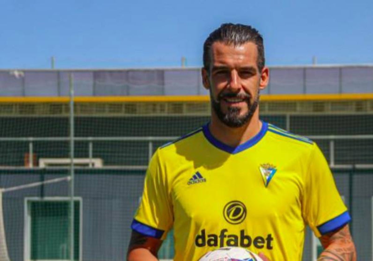 Álvaro Negredo, en su primer año de amarillo.