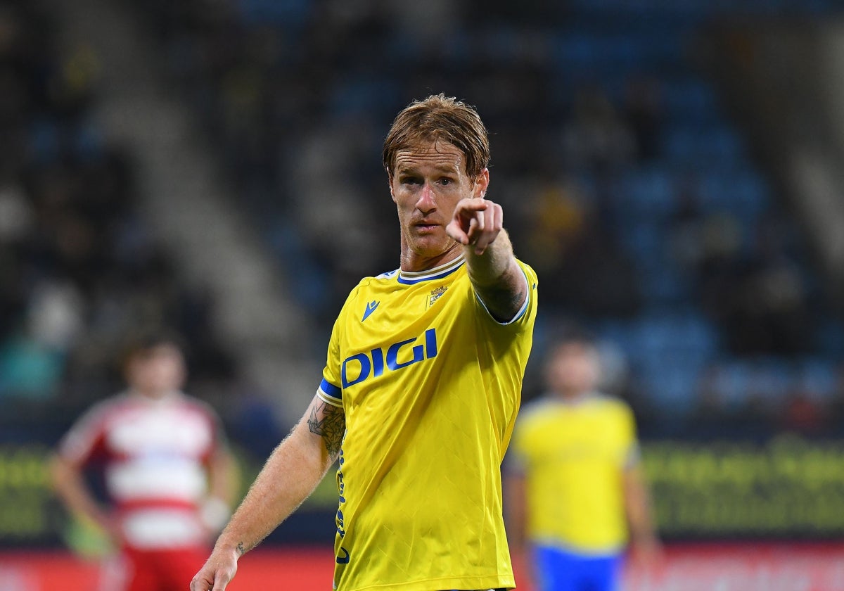 Álex, en el derbi ante el Granada.