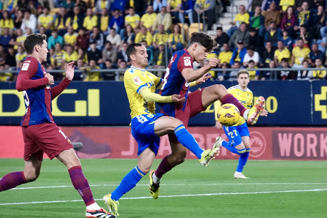 Cádiz CF-Barcelona: las fotos del partido