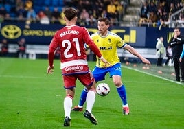 El Cádiz CF renueva a Alcaraz dos años