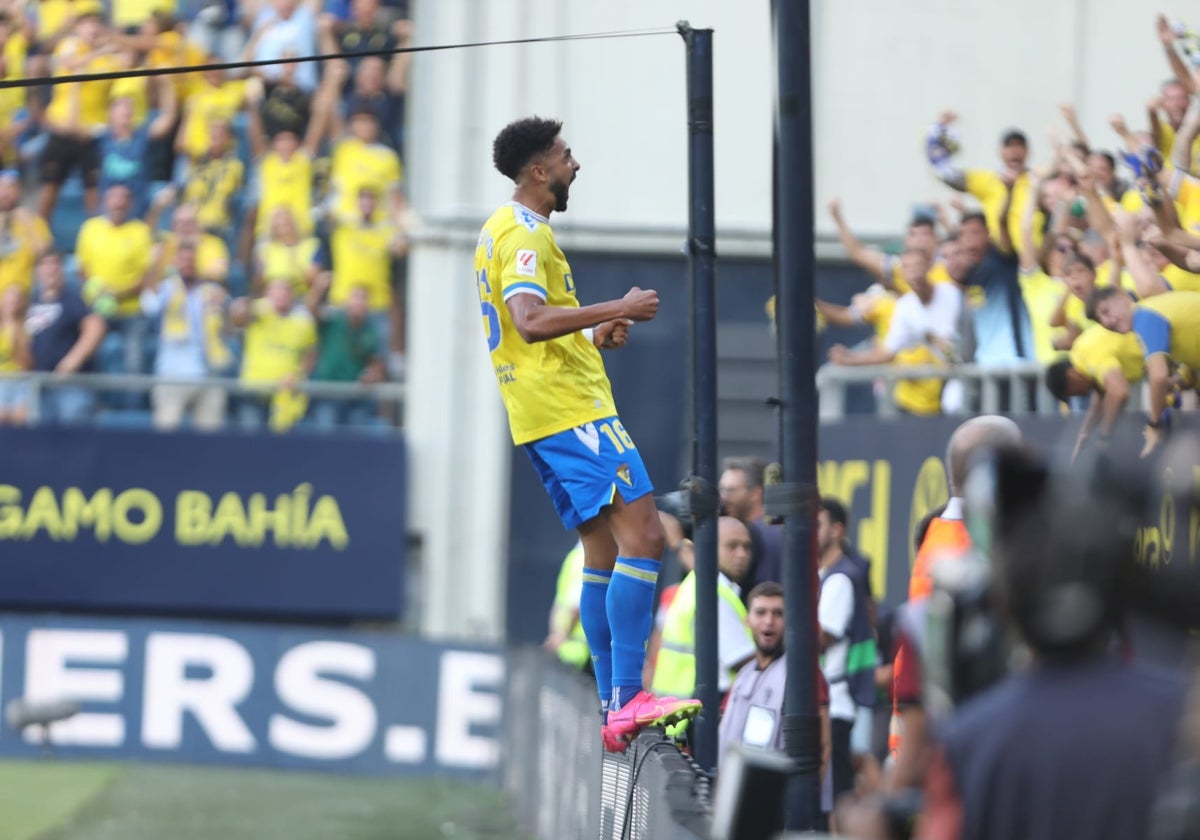 Chris Ramos, delantero gaditano del Cádiz CF.