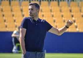 El Cádiz CF anuncia el adiós de Alberto Cifuentes