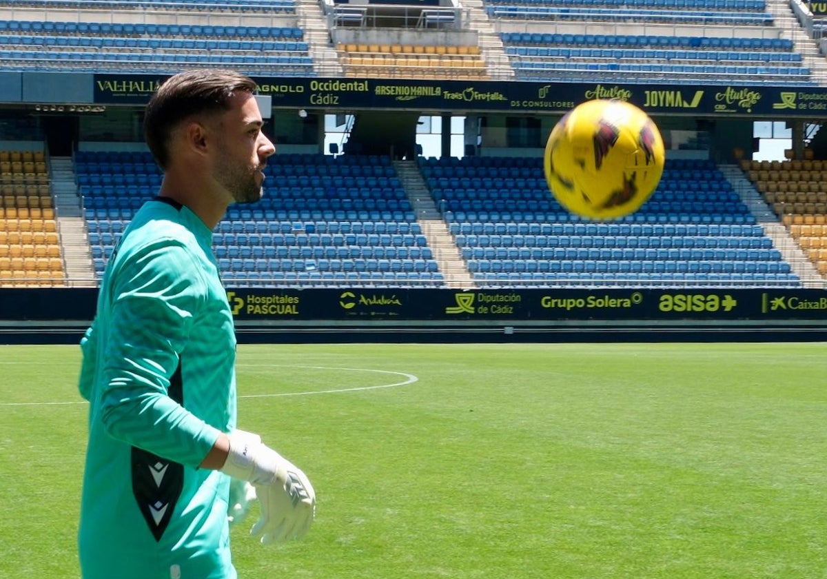 Caro, nuevo guardameta del Cádiz CF.