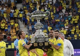 El Cádiz CF presentará este jueves el LXX Trofeo Carranza