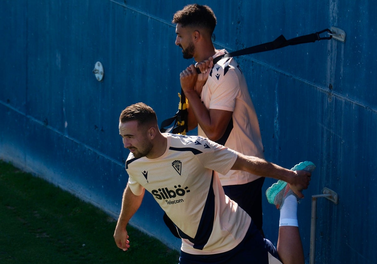 Chris Ramos y Ontiveros durante la pretemporada.