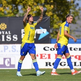 Empate con sabor a progreso del Cádiz CF ante el Burnley (1-1)