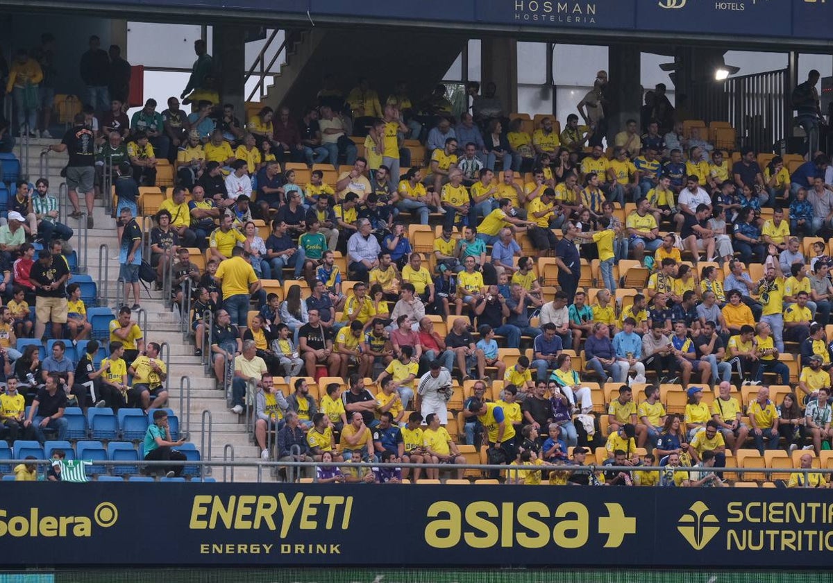 Imagen de las gradas Estadio Carranza durante un encuentro.