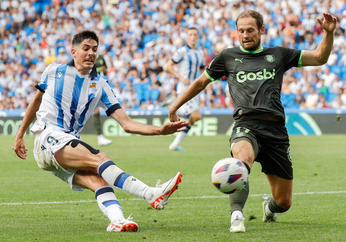 Carlos Fernández, en el punto de mira del Cádiz CF.