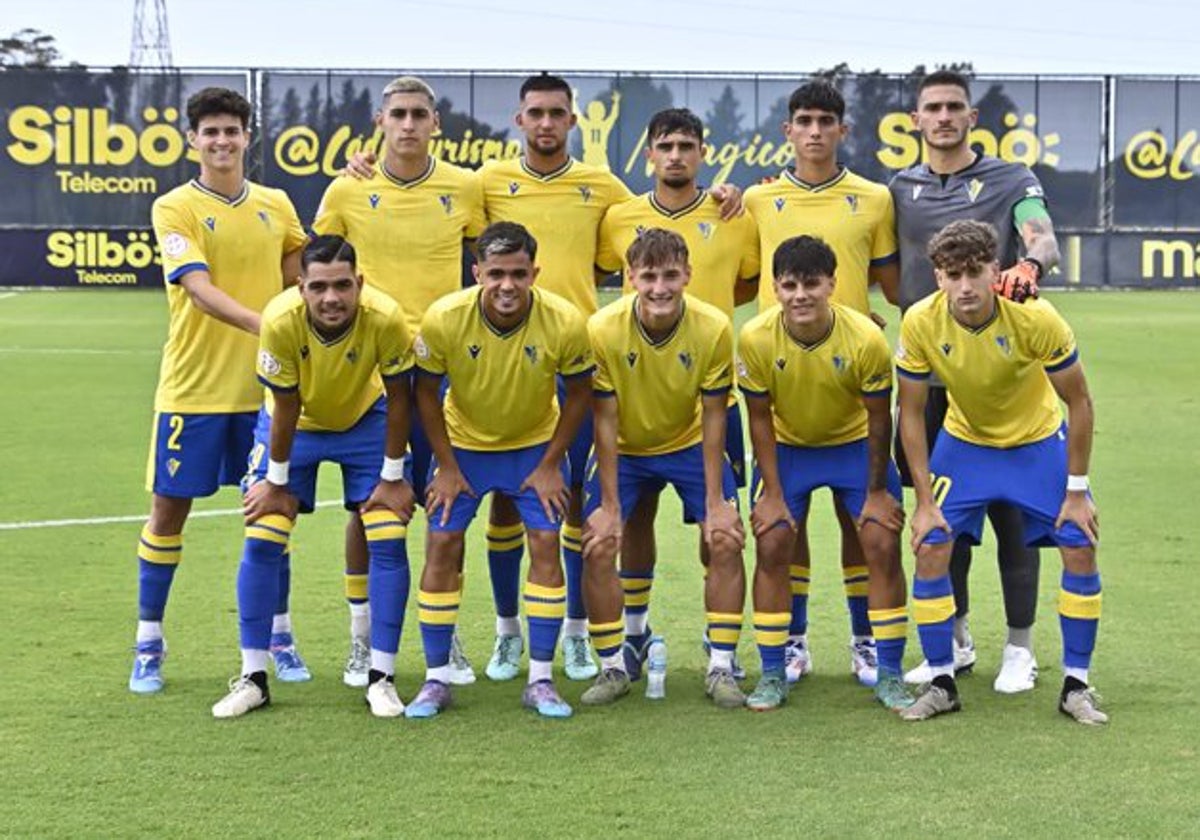 Once titular del Cádiz CF Mirandilla el pasado fin de semana.