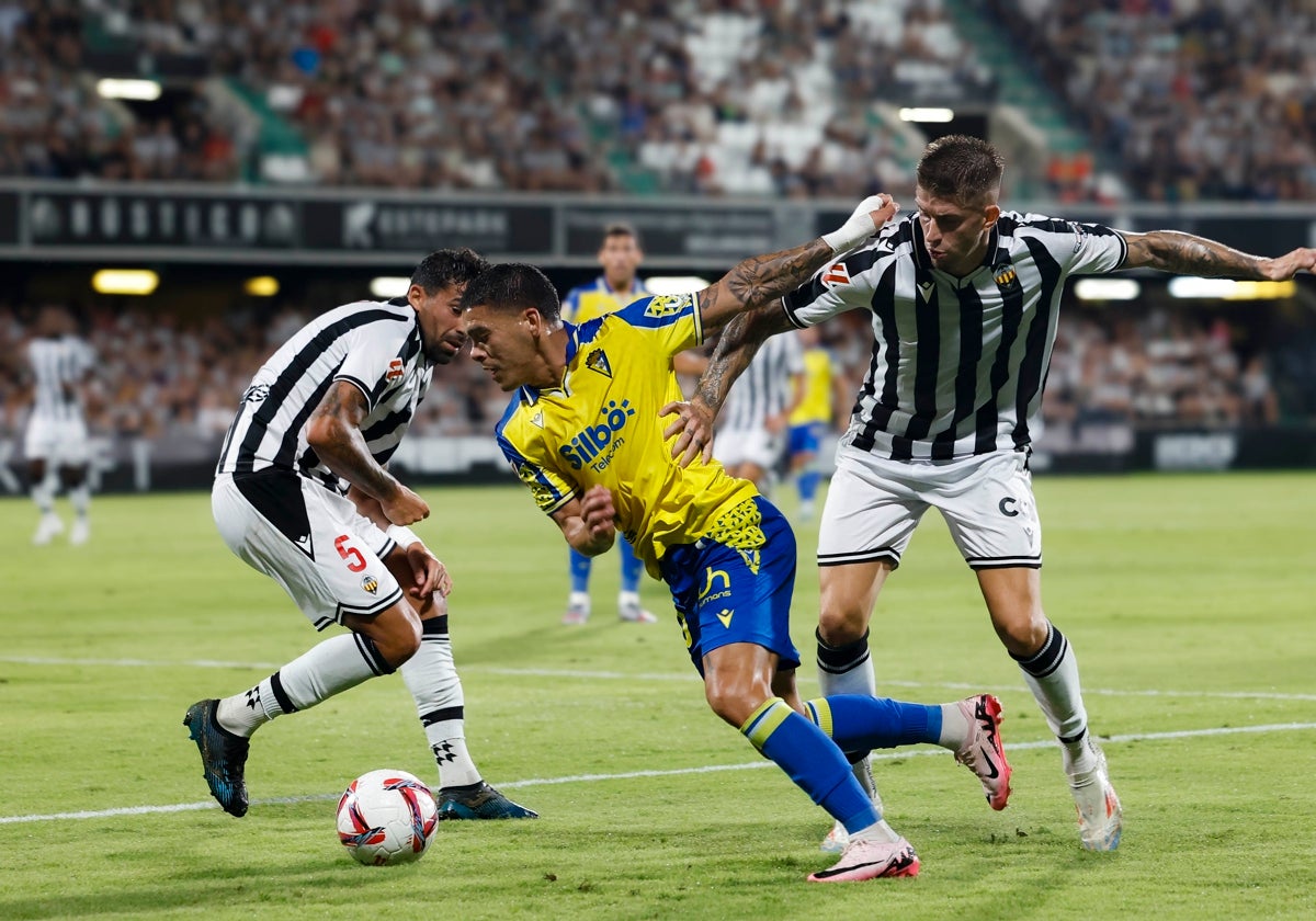 Ocampo lo intentó sin suerte en Castalia.