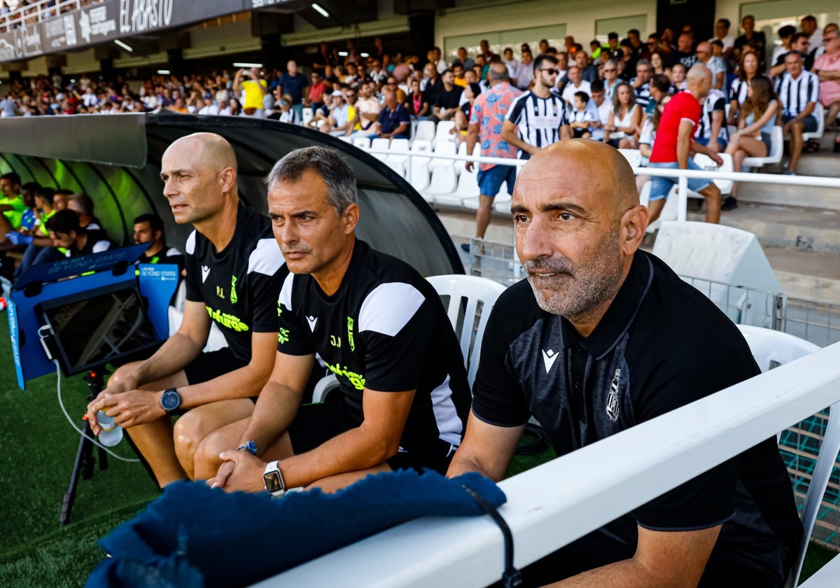 Abelardo, en el banquillo de Cartagonova