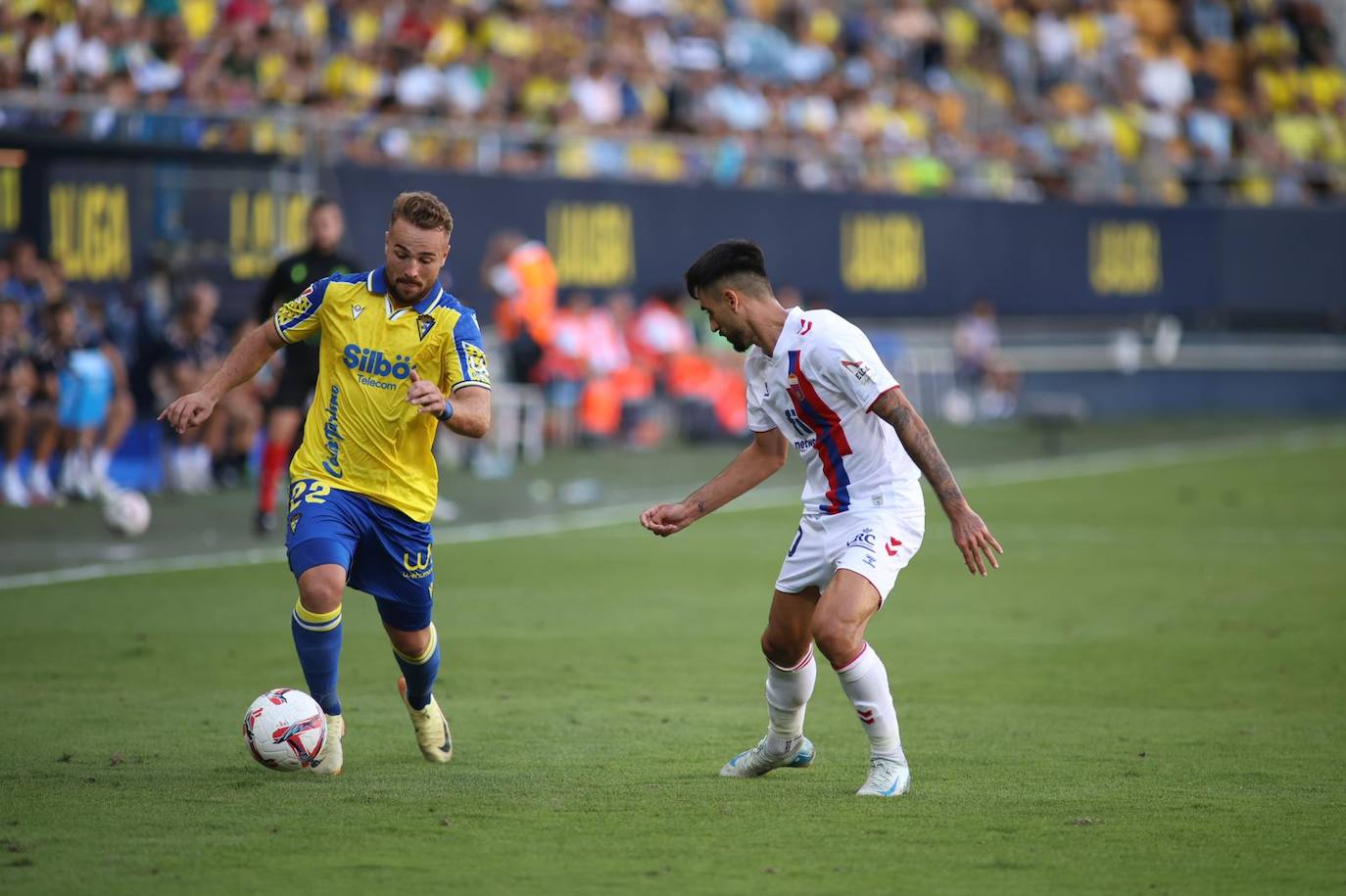 El Cádiz CF - Eldense, en imágenes