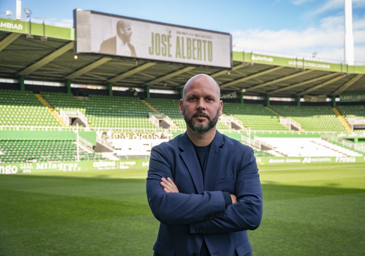 José Alberto, entrenador del Racing