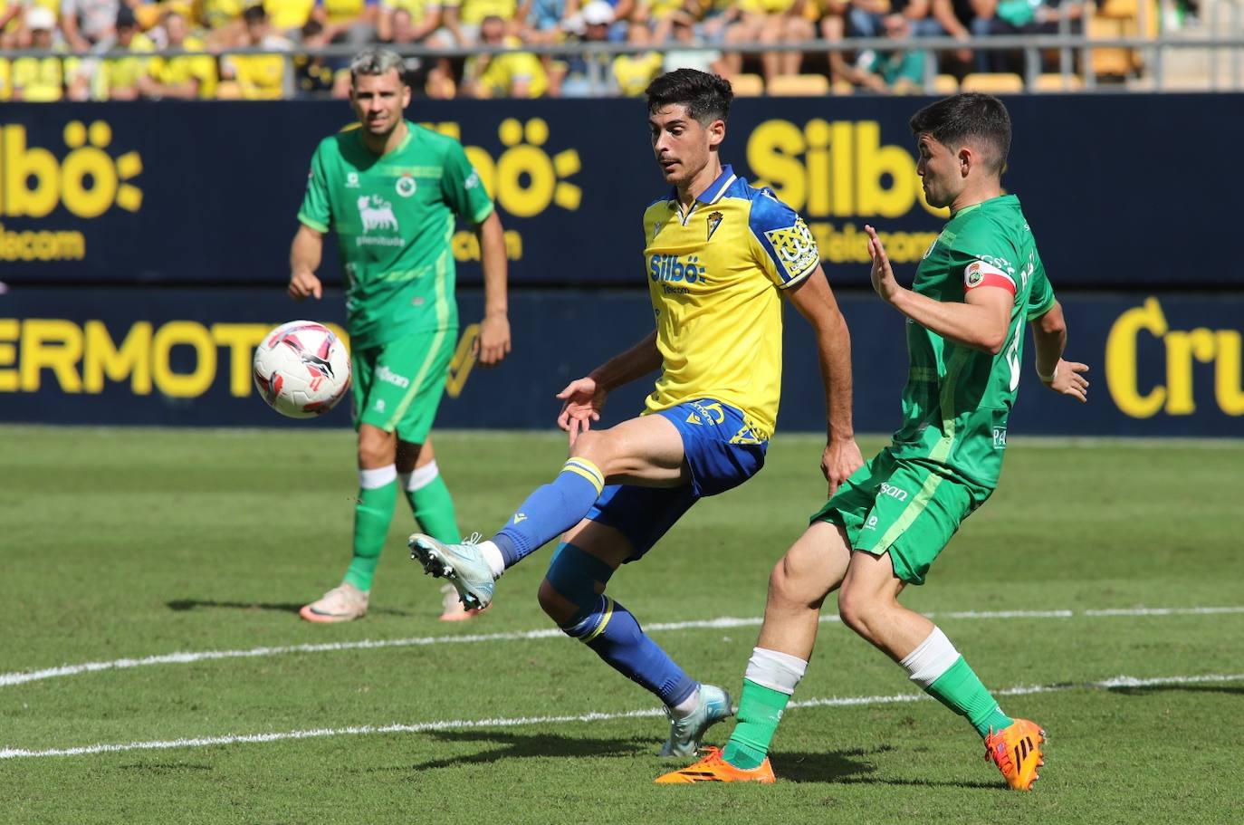 Fotos: Las imágenes del partido entre el Cádiz y el Racing de Santander