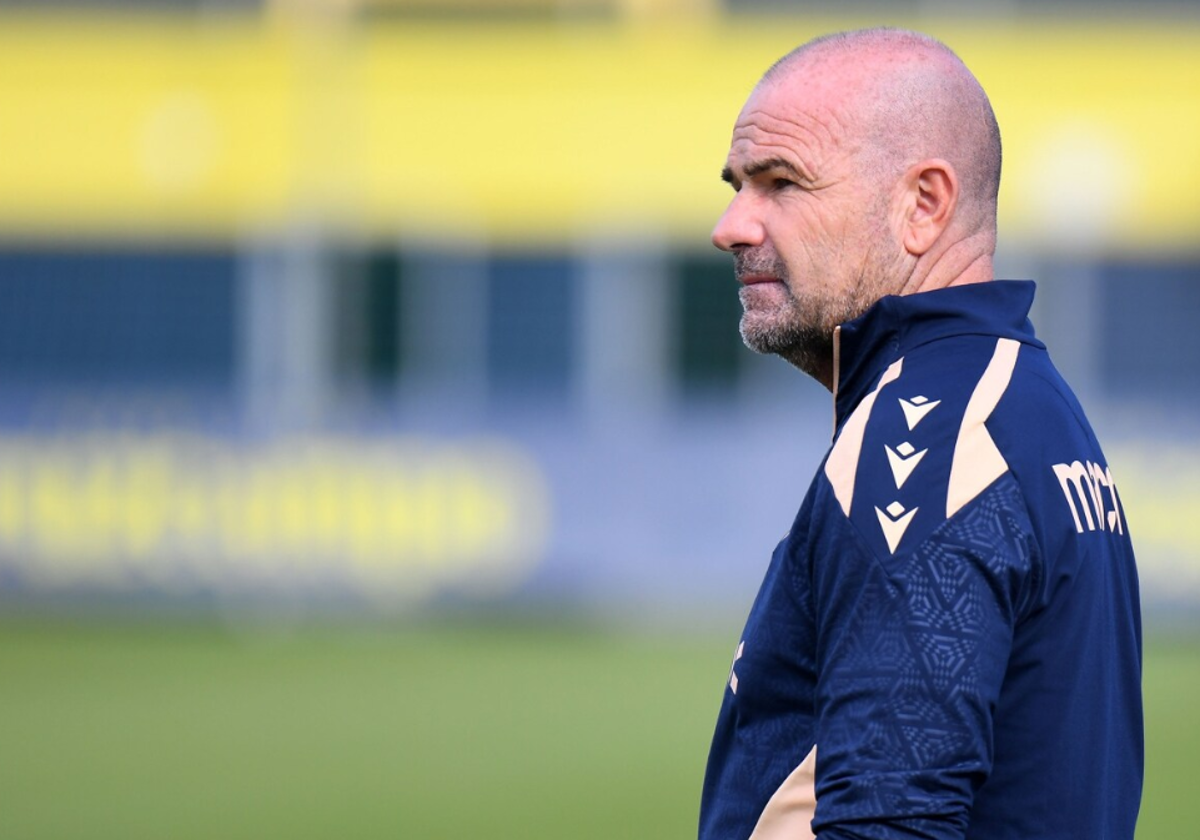 Paco López, durante una sesión de entrenamiento