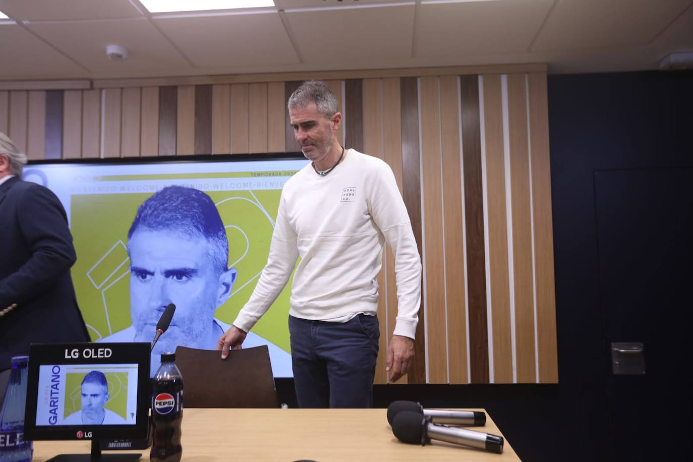 Fotos de la presentación de Gaizka Garitano como nuevo entrenador del Cádiz