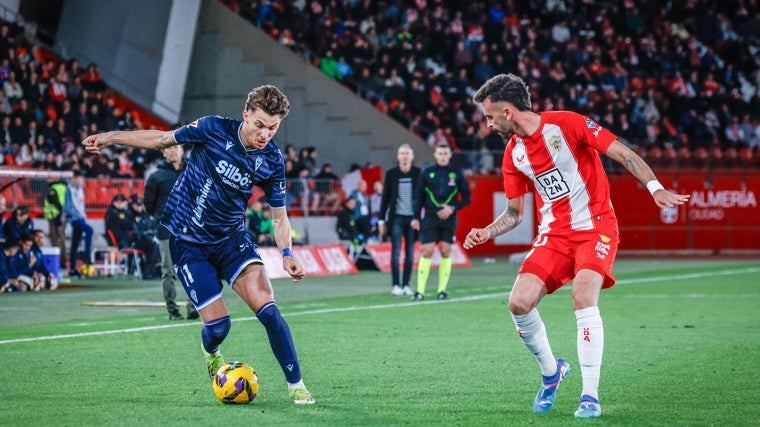 Iván Alejo pudo jugar en Almería su último encuentro como futbolista del Cádiz CF.